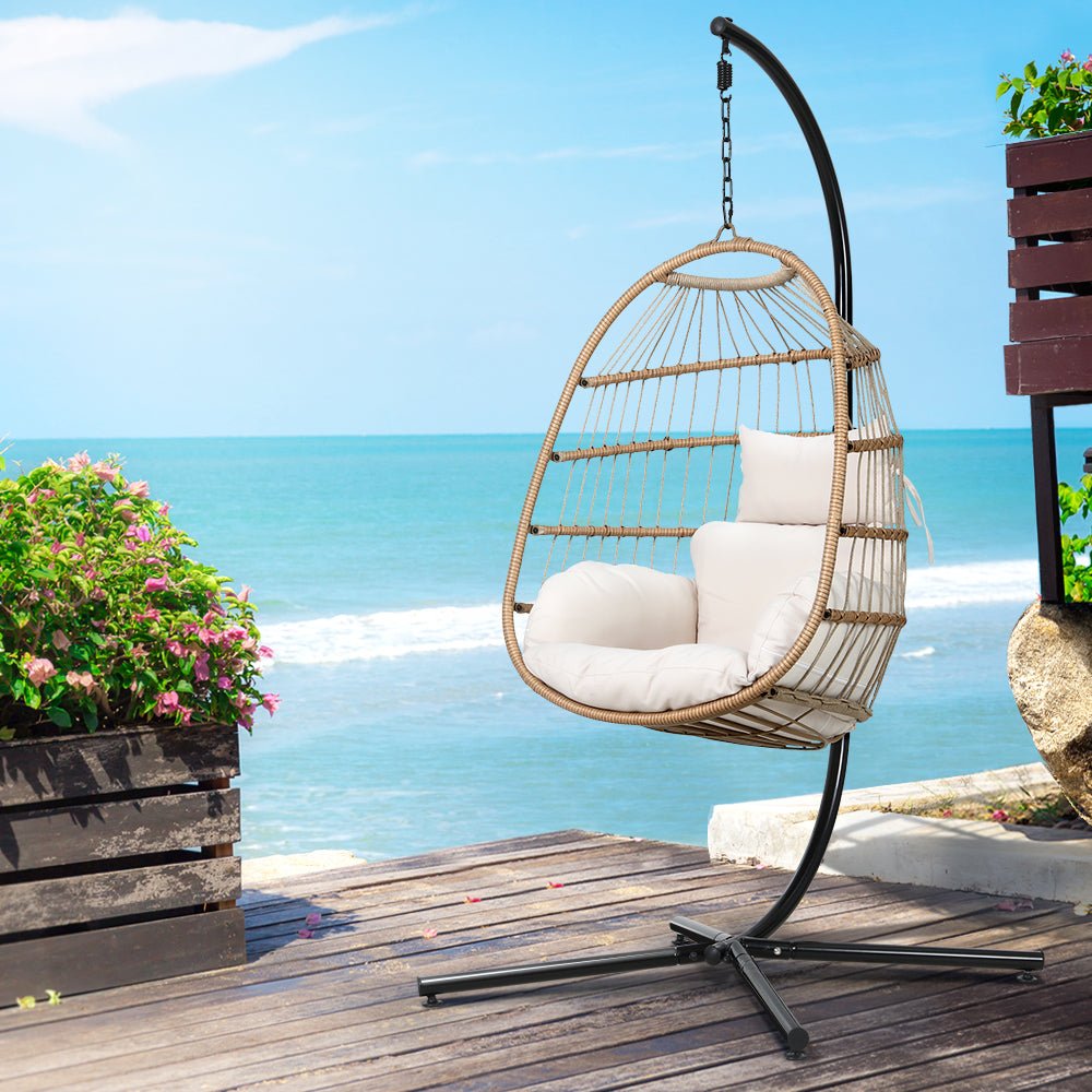 Swinging Chairs & Hammocks